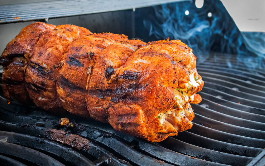 Kitchen Perfection Smoker Box Filled with Oak Wood Chips -Top Grill Smoker Box,Adds Delicious Smokey Flavor on GAS Grill/Charcoal Grills, Stainless