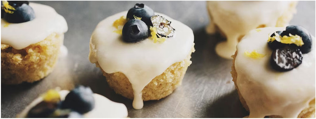 Olive Oil Mini Cakes: Your Fancy New Snack